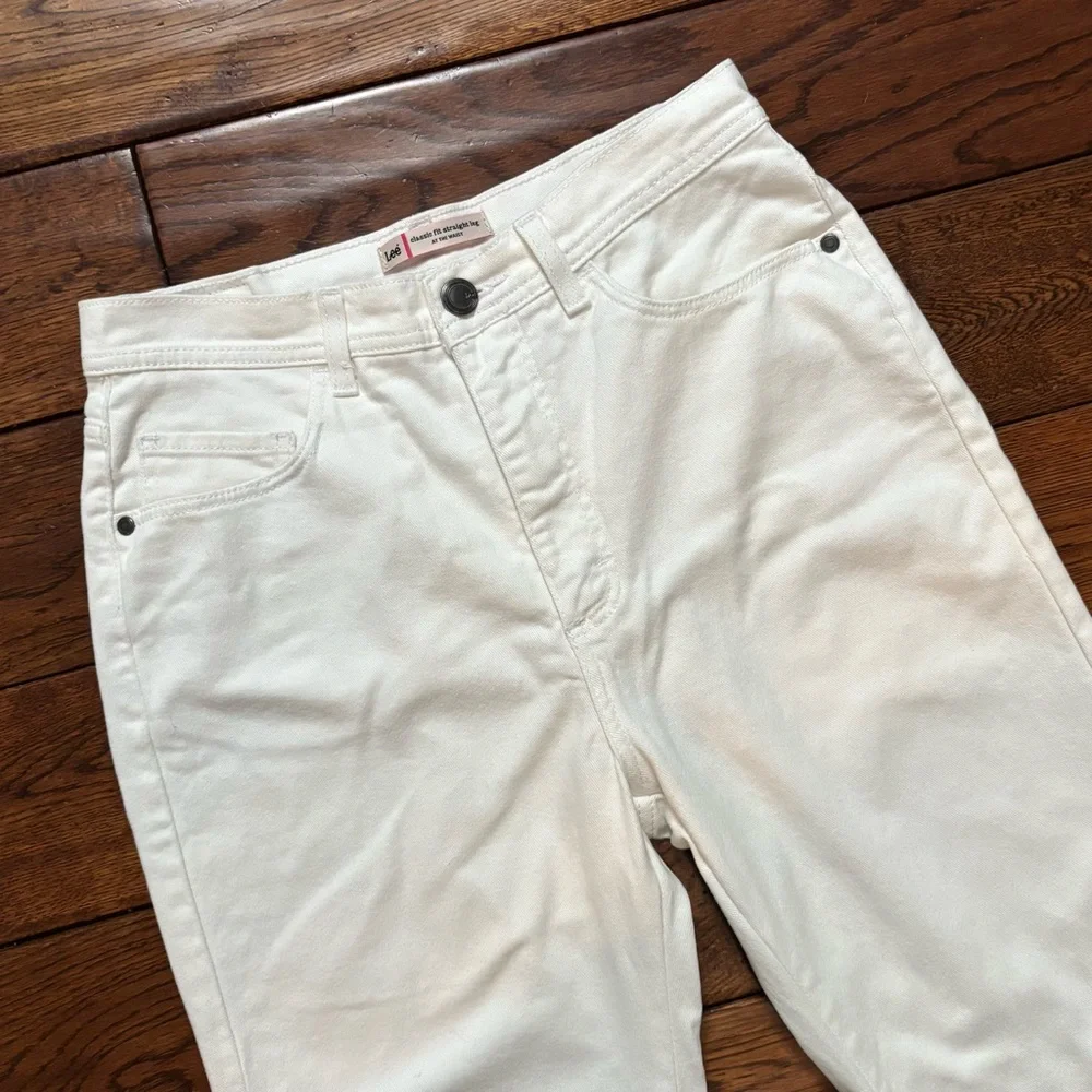 Lee White Straight Leg Ankle Length Jeans - Picture 4 of 12